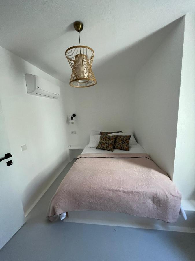 Mel'S Garden House In The Heart Of The City بودروم المظهر الخارجي الصورة